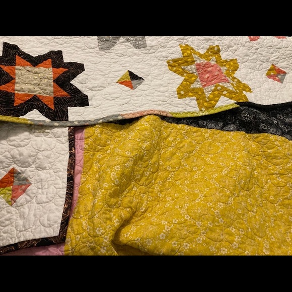Handmade Star Quilt - Picture 5 of 10